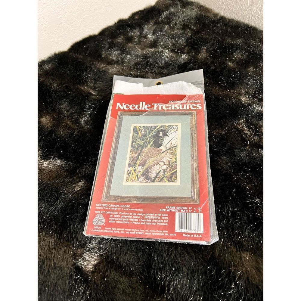 Cross Stitch Kit ~ Nesting Canada Goose, Mat Included 5" X 7" NEW